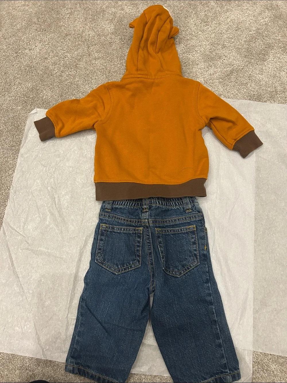 3 sets: Janie and Jack set, Nike set and Gymboree Set All sets are 3-6 months